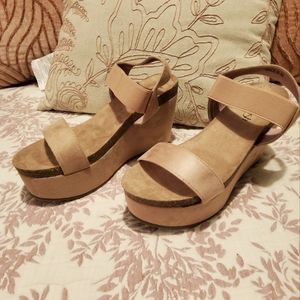 Gracie Nude Wedge